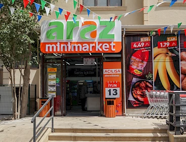 M. Əcəmidə yeni "Araz" Minimarket! (13.06.2022)
